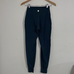 Lululemon women’s Green Align Pant 4